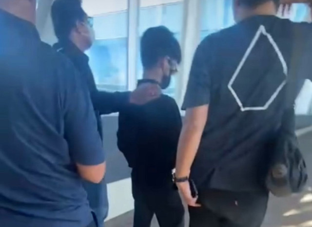 Koten kreator Rizky Kabah saat dibawa ke Polda Kalbar. Foto: Dok. Istimewa