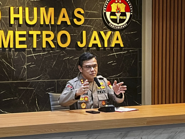 Kasubdit Penmas AKBP Reonald Simanjuntak saat diwawancarai di Polda Metro Jaya, Kamis (2/10/2025). Foto: Rayyan Farhansyah/kumparan