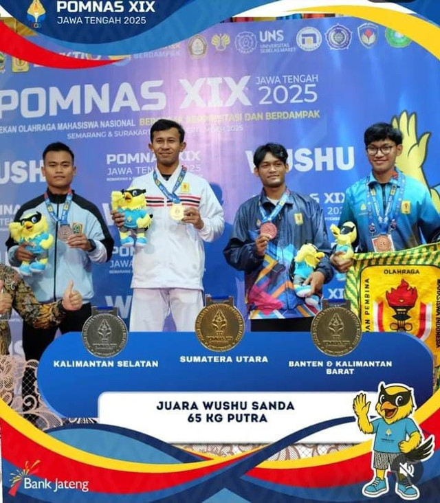 Atlet wushu Kalbar naik podium. Foto: Dok. Istimewa