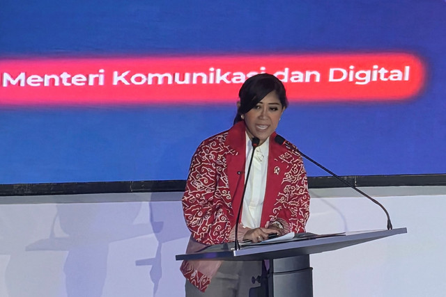 Menteri Komdigi Meutya Hafid dalam acara Launching Garuda Innovation Hub dan Indeks Masyarakat Digital (IMDI), Jakarta, Kamis (2/10/2025). Foto: Thomas Bosco/kumparan