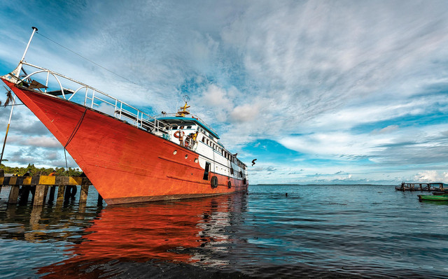Ilustrasi jadwal kapal Pelni Surabaya-Ambon Oktober 2025. Foto: Pixabay.com/Kanenori