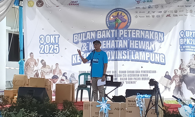 Gubernur Lampung, Rahmat Mirzani Djausal saat sambutan bulan peternakan & kesehatan hewan. | Foto : Taufik H/Lampung Geh.