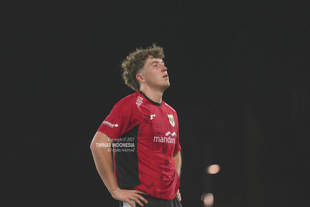 Pemain Timnas Indonesia Ole Romeny mengikuti sesi latihan di Arab Saudi, Jumat (3/10/2025). Foto: Dok. PSSI