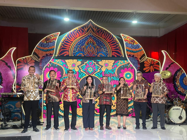 Perayaan Hari Batik Nasional 2025 di Thamrin City, Jakarta. Foto: Andari Novianti/kumparan