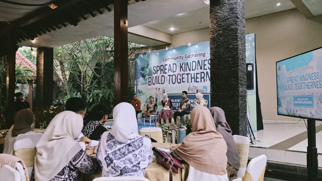 Dompet Dhuafa gelar acara Spread Kindness, Build Togetherness bersama ratusan pegiat komunitas di Jakarta, Kamis (2/10/2025). Foto: Dok. Dompet Dhuafa