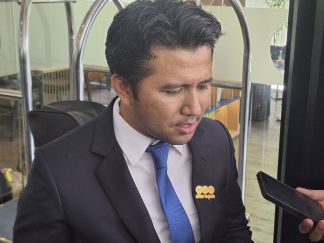 Wakil Gubernur Jawa Timur Emil Dardak ditemui di Novotel Cikini, Jakarta Pusat pada Senin (6/10/2025). Foto: Argya D. Maheswara/kumparan 