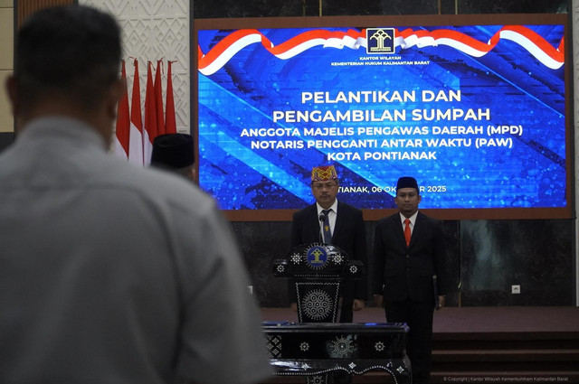 Pelantikan MPD PAW MPDN Pontianak. Foto: Dok. Kanwil Kemenkum Kalbar