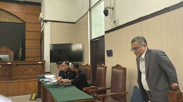 Pakar hukum pidana Universitas Muhammadiyah Jakarta, Chairul Huda, dihadirkan menjadi ahli dalam sidang praperadilan eks Mendikbudristek Nadiem Makarim melawan Kejagung, di PN Jakarta Selatan, Selasa (7/10/2025). Foto: Fadhil Pramudya/kumparan