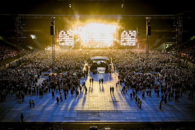 Ilustrasi makna lagu Actually Romantic Taylor Swift. Foto: Unsplash/ Aleks M