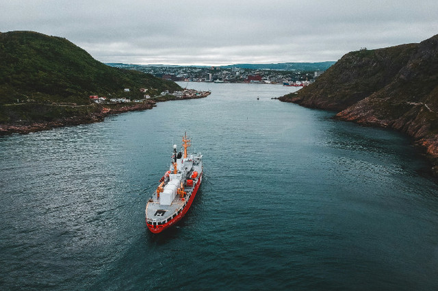 Ilustrasi Jadwal Kapal Ferry Aceh ke Sabang, Unsplash/Erik Mclean