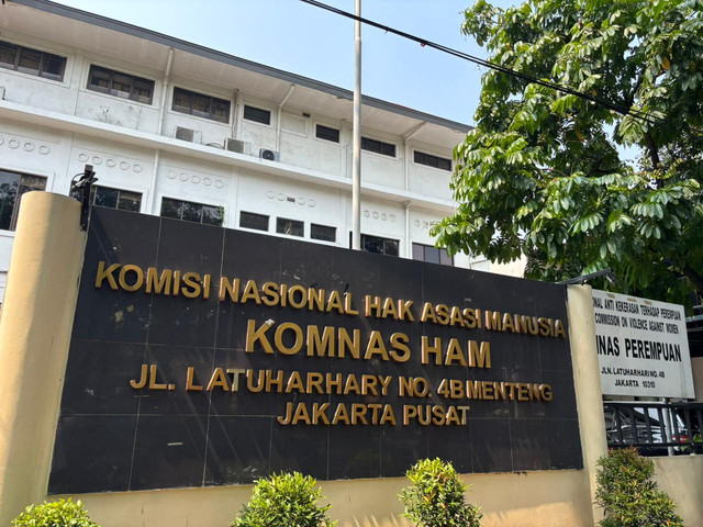 Gedung Komisi Nasional Hak Asasi Manusia (Komnas HAM) di Jakarta Pusat, Rabu (8/10/2025). Foto: Amira Nada Fauziyyah/kumparan