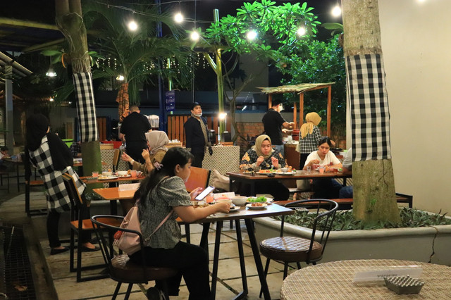 Program Warung Pojok Nusantara yang ada di BATIQA Hotel Palembang/ist.