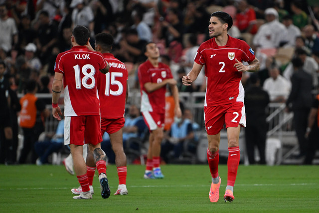 Selebrasi pemain Timnas Indonesia Kevin Diks usai mencetak gol ke gawang Timnas Arab Saudi pada pertandingan Grup B Ronde 4 Kualifikasi Piala Dunia 2026 di King Abdullah Sports City Stadium, Jeddah, Arab Saudi, Rabu (8/10/2025). Foto: AP Photo