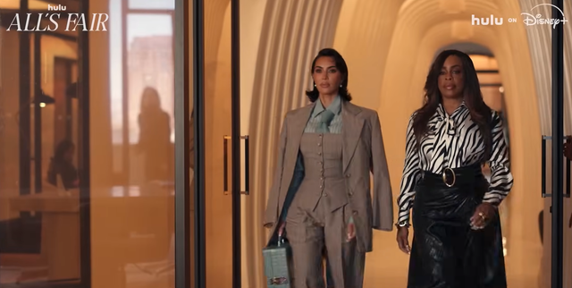 Cuplikan trailer serial All's Fair. Foto: YouTube Hulu