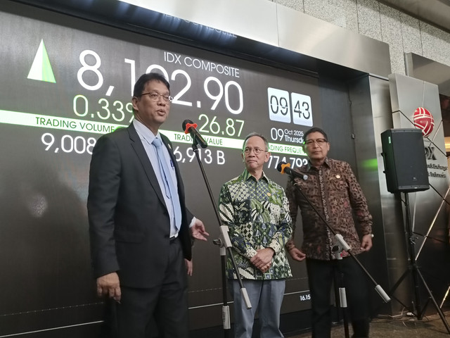 Menteri Keuangan (Menkeu) Purbaya Yudhi Sadewa usai acara Dialog Pelaku Pasar Modal di Gedung BEI, Jakarta, Kamis (9/10/2025). Foto: Muhammad Fhandra Hardiyon/kumparan