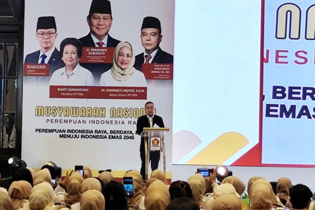 Ketua Harian DPP Gerindra Sufmi Dasco Ahmad membuka musyawarah nasional PP PIRA di Hotel Bidakara Jakarta, pada Kamis (9/10/2025). Foto: Luthfi Humam/kumparan