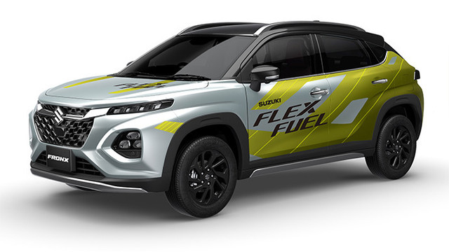 Suzuki Fronx FFV atau Flexible Fuel Vehicle yang akan tampil di Japan Mobility Show 2025. Foto: Suzuki