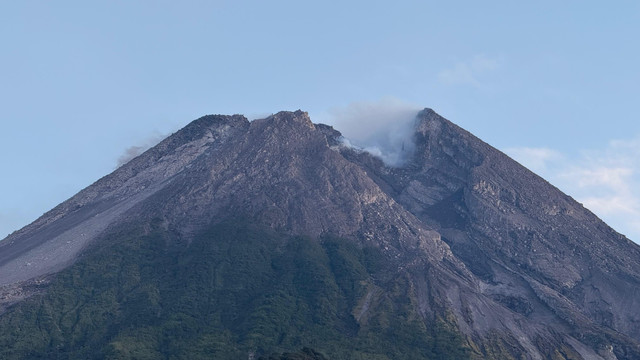 Ilustrasi kawah Gunung Merapi. Foto: Pandangan Jogja/Arif UT