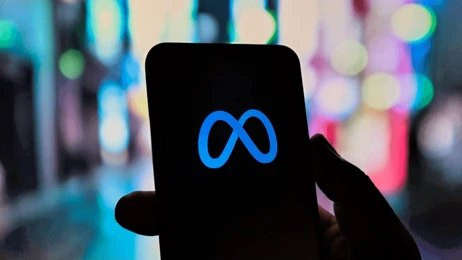 Ilustrasi gambar aplikasi Meta di ponsel pintar. Sumber: Shutter Stock.
