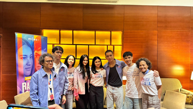 Pemutaran film Rangga & Cinta di Yogyakarta, dihadiri para pemain, sutradara dan produser film Rangga & Cinta. Foto: GracetikaJP/Pandangan Jogja