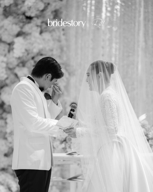 Suasana pernikahan aktris Amanda Manopo dengan Kenny Austin. Foto: Dok. Bridestory