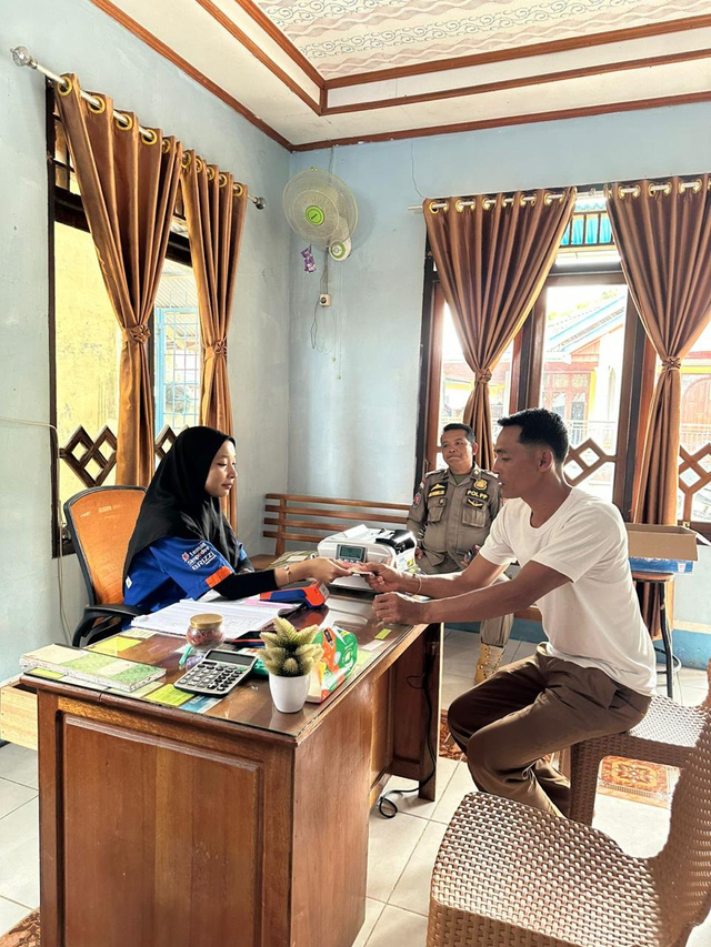 AgenBRILink Aquila Salon hadir dalam membantu layanan keuangan masyarakat di Desa Sioban, Kecamatan Sipora Selatan, Kabupaten Kepulauan Mentawai, Sumatera Barat. Foto: Dok. BRI