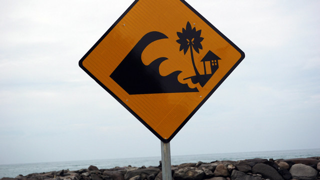 Ilustrasi peringatan Tsunami