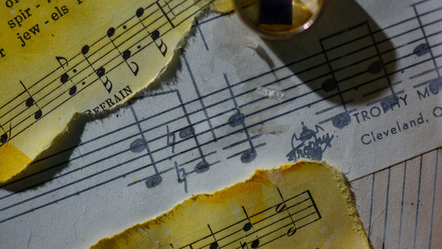 Ilustrasi chord Buruh Tani Mahasiswa Rakyat Miskin Kota. Foto: Unsplash.com/Kirk Cameron