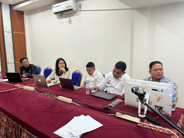 Rapat Pengharmonisasian, Pembulatan, dan Pemantapan Konsepsi Rancangan Peraturan Gubernur Kalimantan Barat. Foto: Dok. Kanwil Kemenkum Kalbar