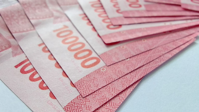 Dari Edit Naskah Sampai Jual Rongsokan Untuk Mendapatkan Uang