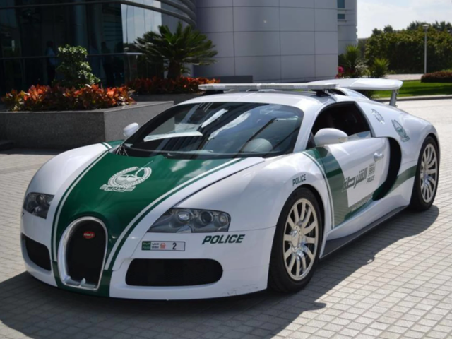 Bugatti Veyron untuk mobil patroli Kepolisian Dubai. Foto: Dok. Facebook/Dubai Police