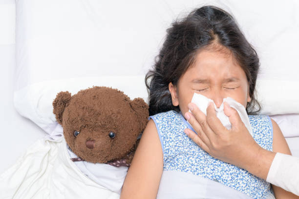 Ilustrasi anak yang sedang flu. Foto: Pixaby