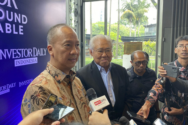 Menteri Perindustrian (Menperin) Agus Gumiwang Kartasasmita, dalam acara Roundtable Investor Daily di Jakarta, Selasa (14/10/2025). Foto: Muhammad Fhandra Hardiyon/kumparan