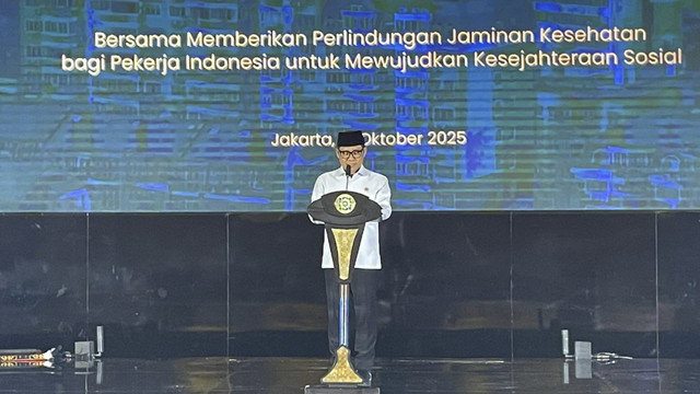 Menko Pemberdayaan Masyarakat, Muhaimin Iskandar (Cak Imin), dalam acara Satya JKN Awards 2025 di Kemayoran, Jakarta Pusat, Selasa (14/10/2025). Foto: Najma Ramadhanya/kumparan