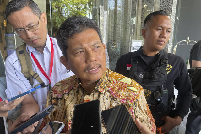 Direktur Utama BPJS Kesehatan, Ali Ghufron Mukti saat ditemui usai acara Satya JKN Awards 2025 di Jakarta Pusat, Selasa (14/10/2025). Foto: Najma Ramadhanya/kumparan