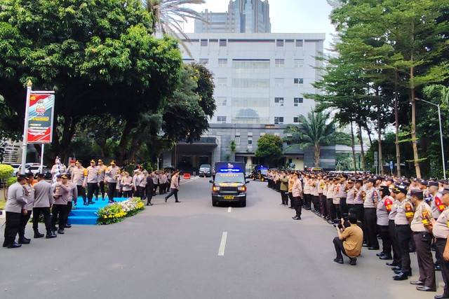 Penyerahan mobil Pamapta di Polda Metro Jaya, Jakarta, Rabu (15/10/2025). Foto: Rachmadi Rasyad/kumparan