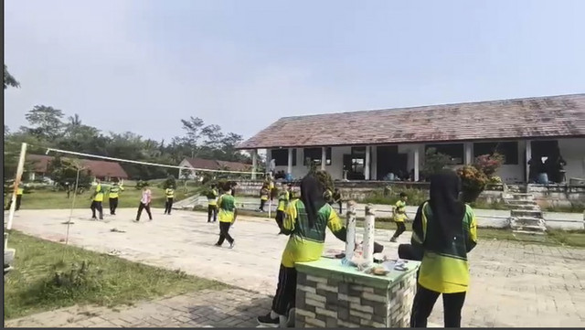 Suasana sekolah SMAN 1 Cimarga. Foto: Dok. Istimewa