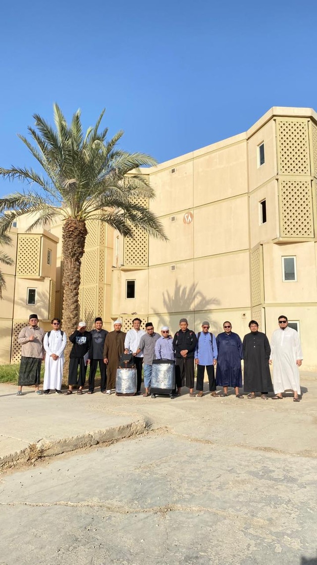 Dok Penulis Langit Riyadh yang Menyimpan Kenangan Persahabatan