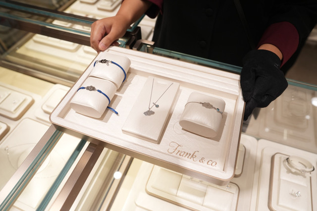 Koleksi perhiasan Frank & co. dengan One Fine Sky. Foto: Frank & co. 