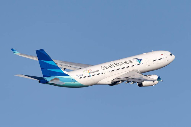 Pesawat Garuda Indonesia. Foto: Ryan Fletcher/Shutterstock