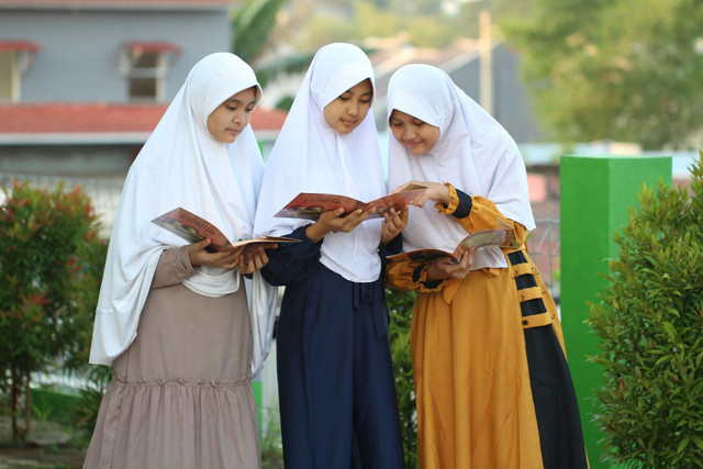 Ilustrasi anak perempuan. Foto: Unsplash