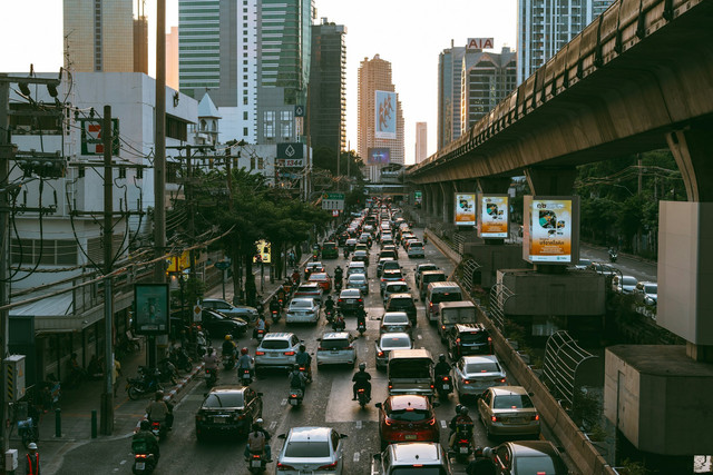 Jadwal Buka Tutup Puncak Hari Ini, foto hanya ilustrasi, bukan yang sebenernya: Unsplash/Polina Kuzovkova.