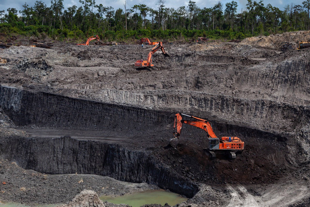 Ilustrasi tambang batu bara. Foto: Shutterstock