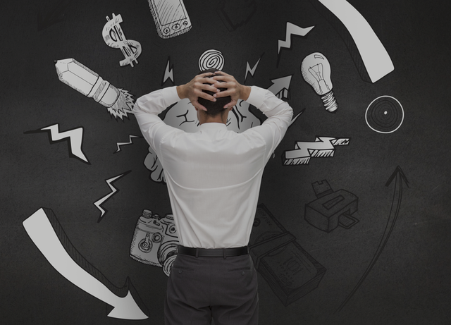Seseorang yang stres karena bingung memilih. Sumber: Freepik
