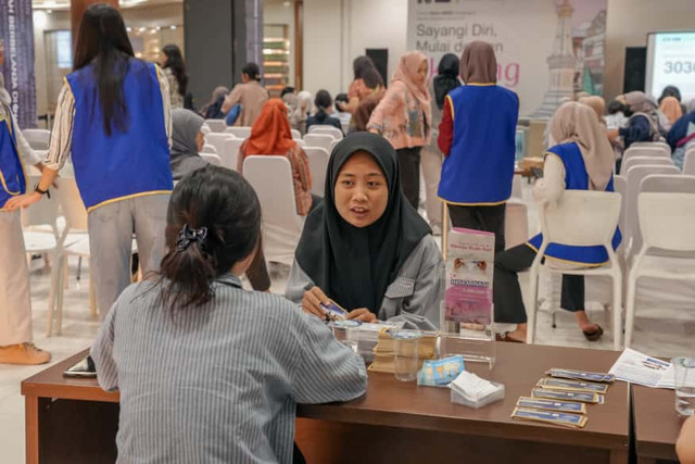 Siloam raih rekor MURI skrining gratis kanker payudara serentak 3.304 perempuan di Jogja. Foto: Dok. Istimewa