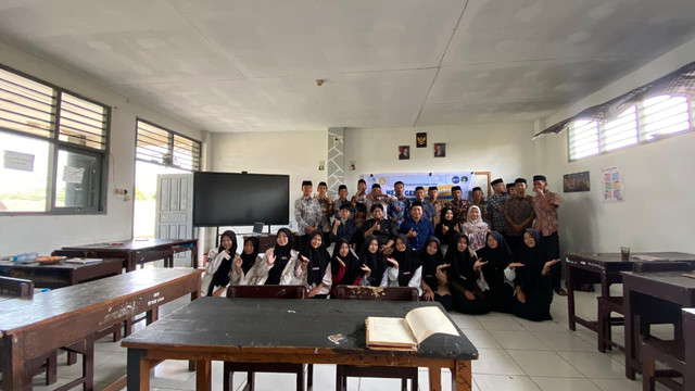 Foto bersama peserta Pelatihan ( sumber : Dokumen pribadi)