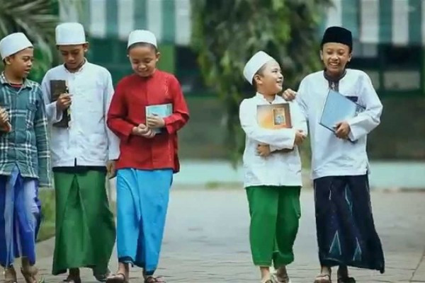 Hari Santri dan Cahaya yang Menjaga Bangsa 