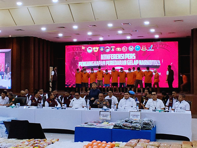 Konferensi pers pengungkapan kasus narkoba di Bareskrim Polri, Rabu (22/10/2025). Foto: Rachmadi Rasyad/kumparan