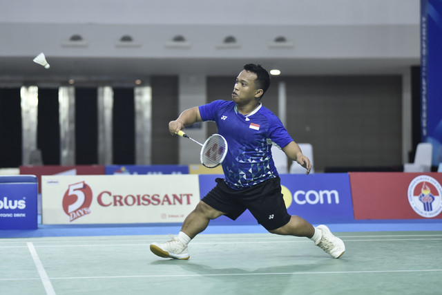 Aksi para atlet pada turnamen HYDROPLUS Indonesia Para Badminton International 2025 yang diadakan di Edutorium UMS, Solo pada 17 hingga 22 September 2025 lalu. Foto: Dok. Polytron Indonesia Para Badminton