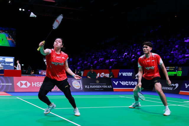 Adnan Maulana/Indah Cahya di French Open 2025. Foto: Dok. PBSI